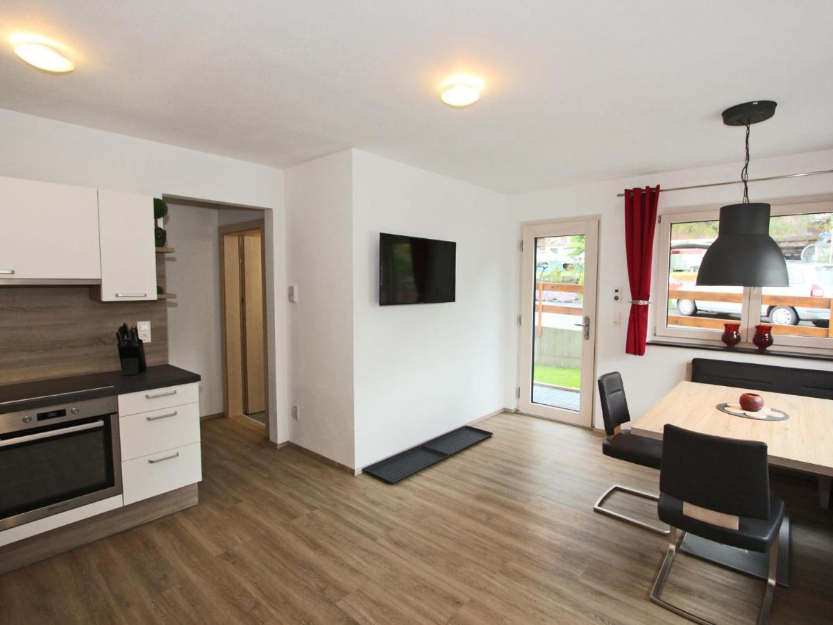 Quiet Holiday Flat Near The Mayrhofen Ski Area Schwendau Exterior photo